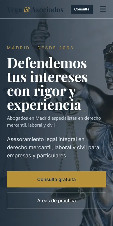 Página de ejemplo de un despacho de abogados vista en un móvil