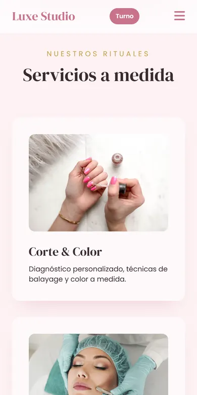 Sección de servicios de una peluquería, con foto y descripción de cada servicio, vista en un celular